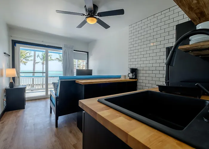Aqua Vista Beachfront